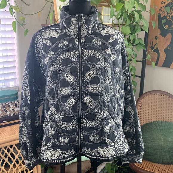 Free People Movement Pippa Black & White Bandana Printed Packable Puffer Jacket - Picture 1 of 6